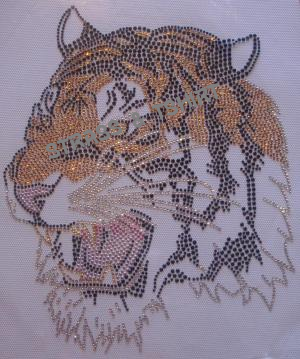 T-shirt -  tete de tigre  en  strass